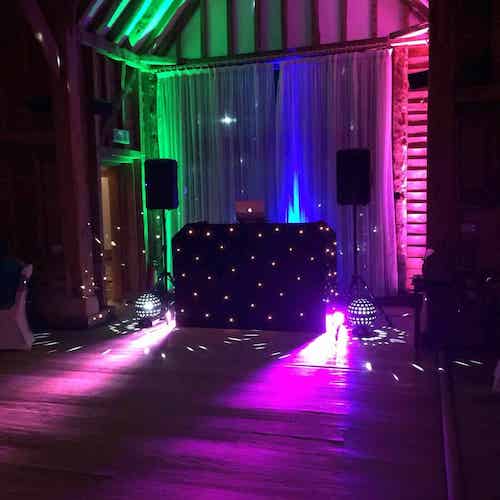 herts wedding dj