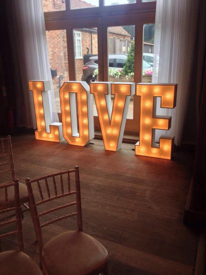 wedding love sign hertfordshire